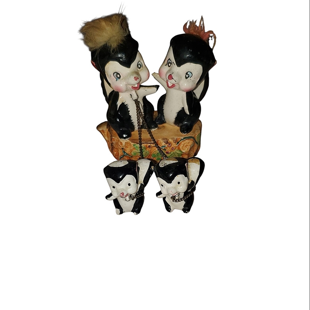Vintage Napco Chained Skunk Family